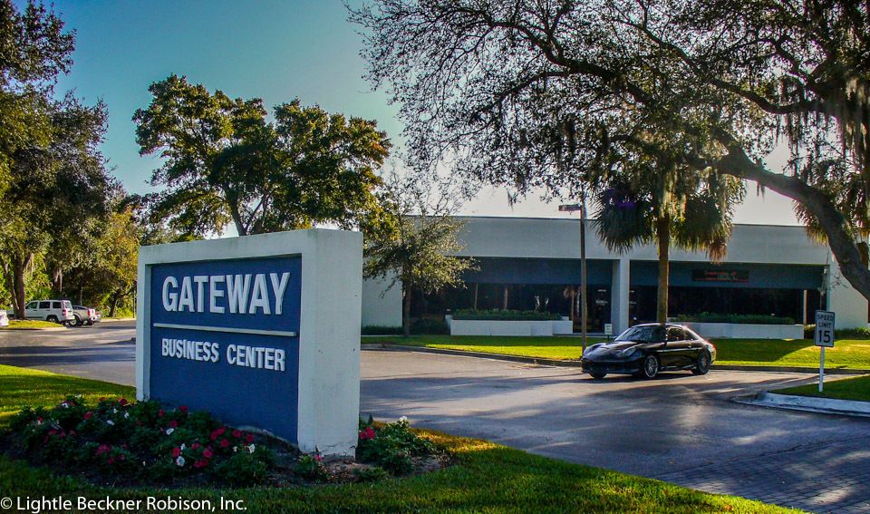 Gateway Business Center Office/Flex: 1333 - 1335 Gateway Dr., Melbourne, FL 32901